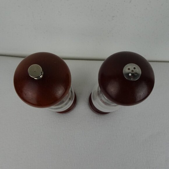 Vintage Clear Acrylic & Wood Pepper Mill And Salt Shaker Set 10" - Picture 4 of 7